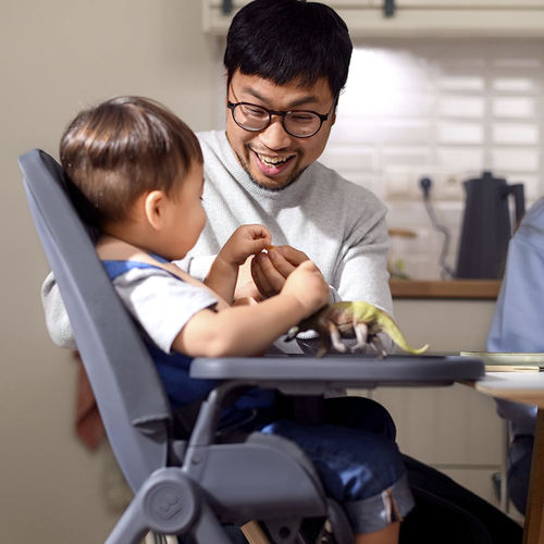 Trona plegable ultracompacta Maxi-Cosi Ava